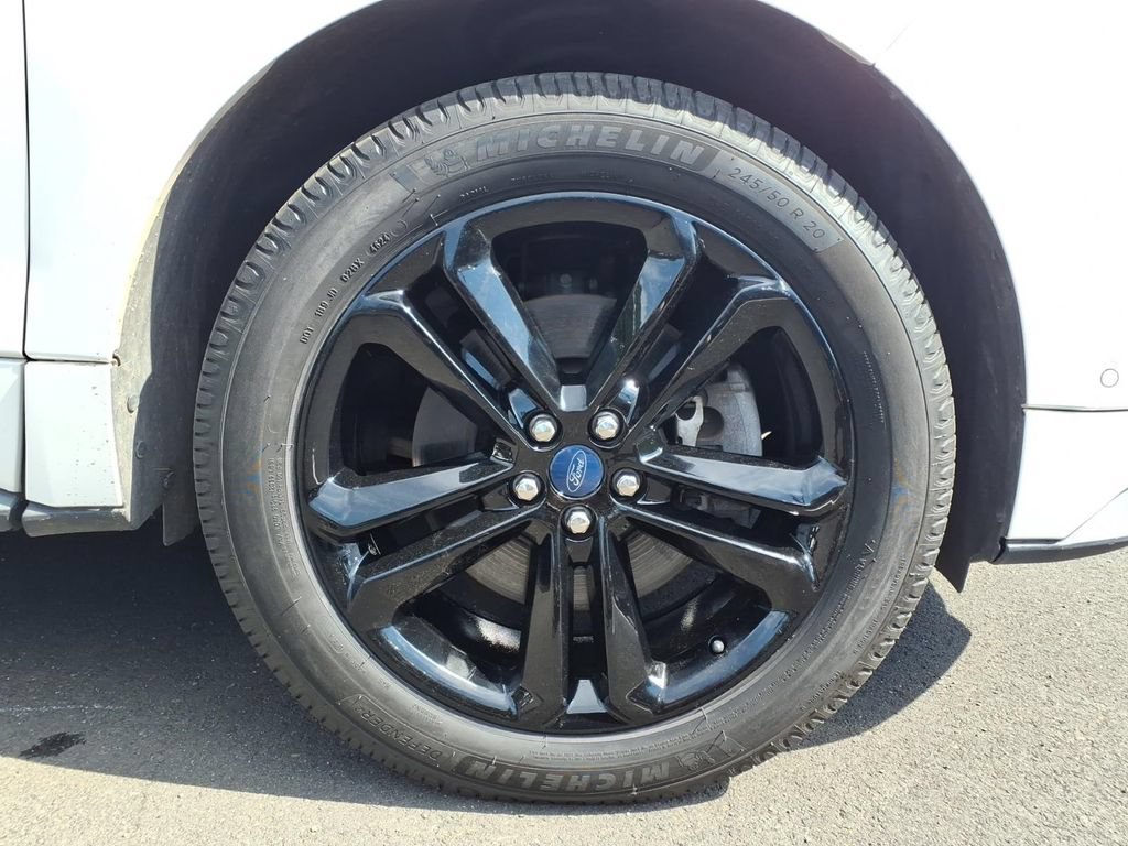 Certified 2018 Ford Edge Sport w/ Equipment Group 401A AWD/4WD image 24