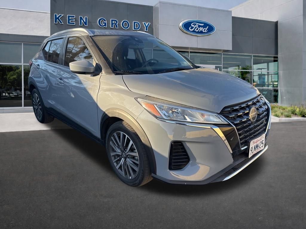 Used 2021 Nissan Kicks SV image 18