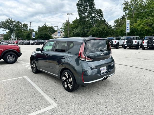 Used 2023 Kia Soul GT-Line FWD image 10
