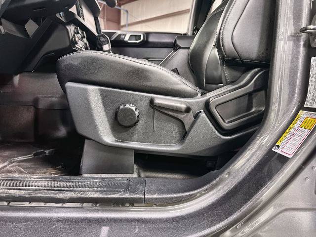 Certified 2025 Ford Bronco Badlands AWD/4WD image 14