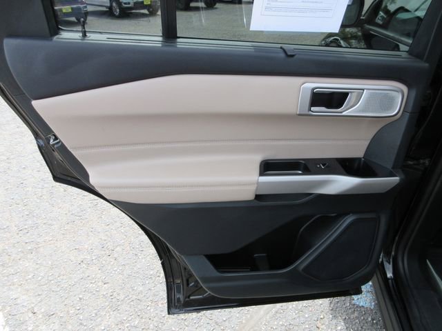 Certified 2023 Ford Explorer Limited w/ Limited Technology Package AWD/4WD image 28