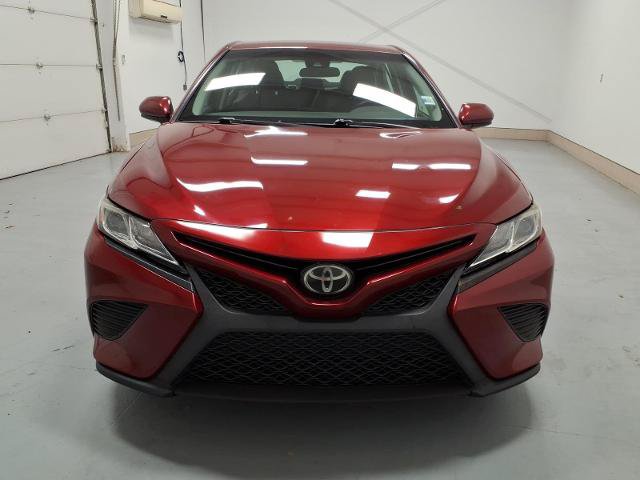 Used 2018 Toyota Camry SE FWD image 8