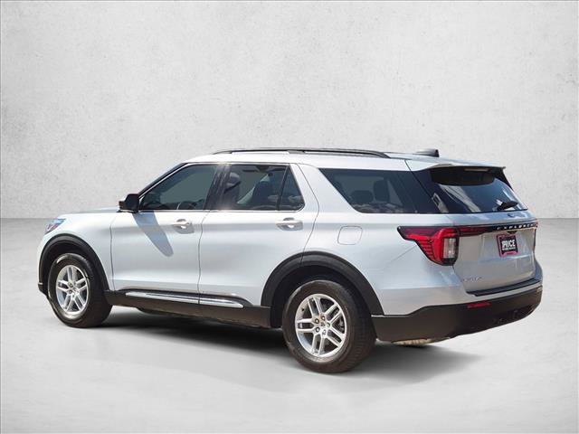 Certified 2025 Ford Explorer Active RWD image 8