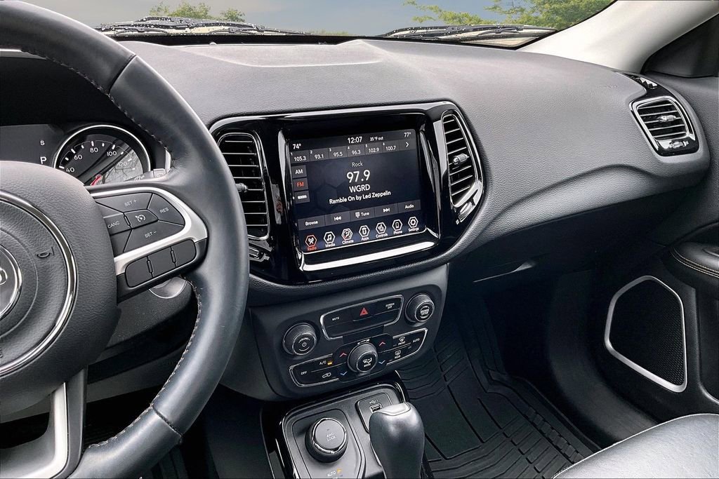Used 2019 Jeep Compass Limited image 6