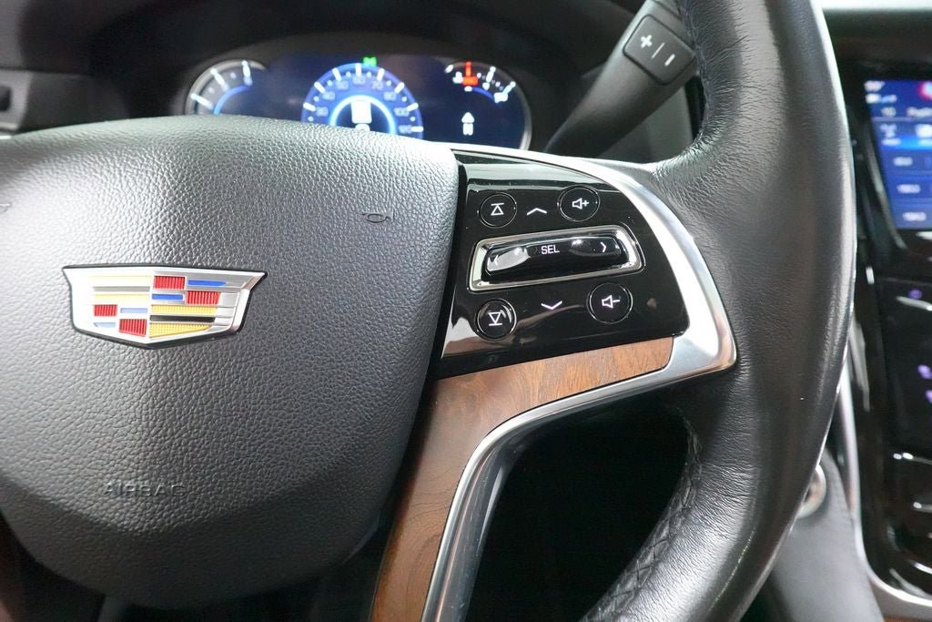 Used 2020 Cadillac Escalade Luxury AWD/4WD image 14