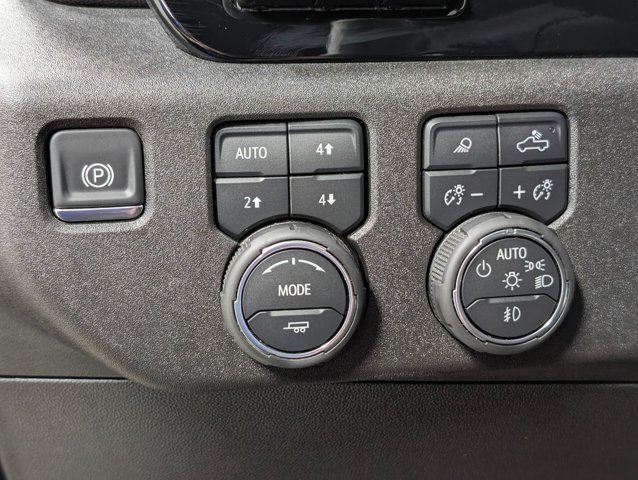 Used 2025 Chevrolet Silverado 2500 High Country w/ High Country Premium Package AWD/4WD image 12