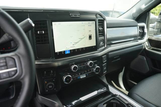 Certified 2025 Ford F250 Lariat w/ FX4 Off-Road Package AWD/4WD image 26