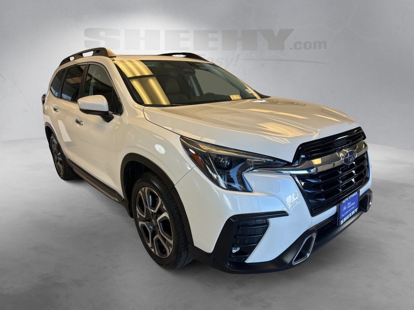 Used 2024 Subaru Ascent Touring image 9