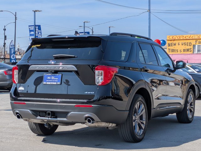 Certified 2023 Ford Explorer XLT w/ Equipment Group 202A AWD/4WD image 4