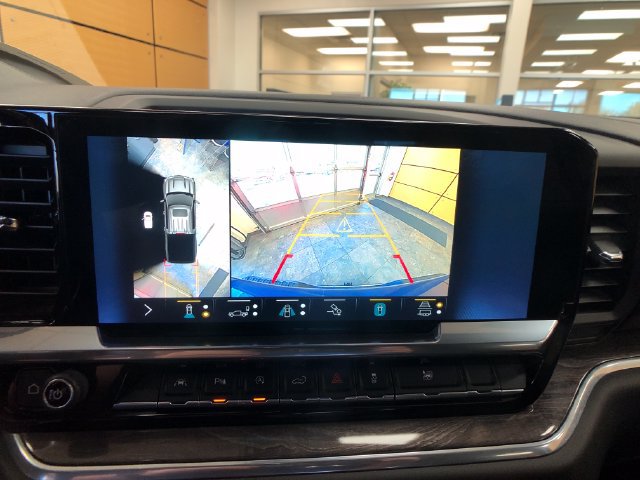 Used 2022 Chevrolet Silverado 1500 LTZ w/ Technology Package AWD/4WD image 16