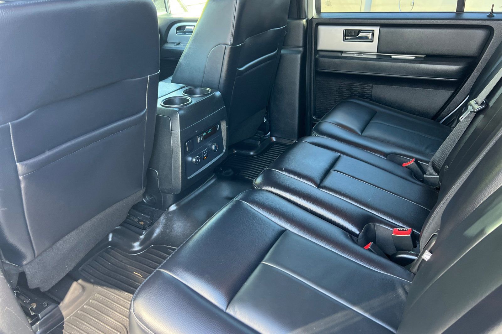 Certified 2017 Ford Expedition XLT w/ Equipment Group 201A image 13