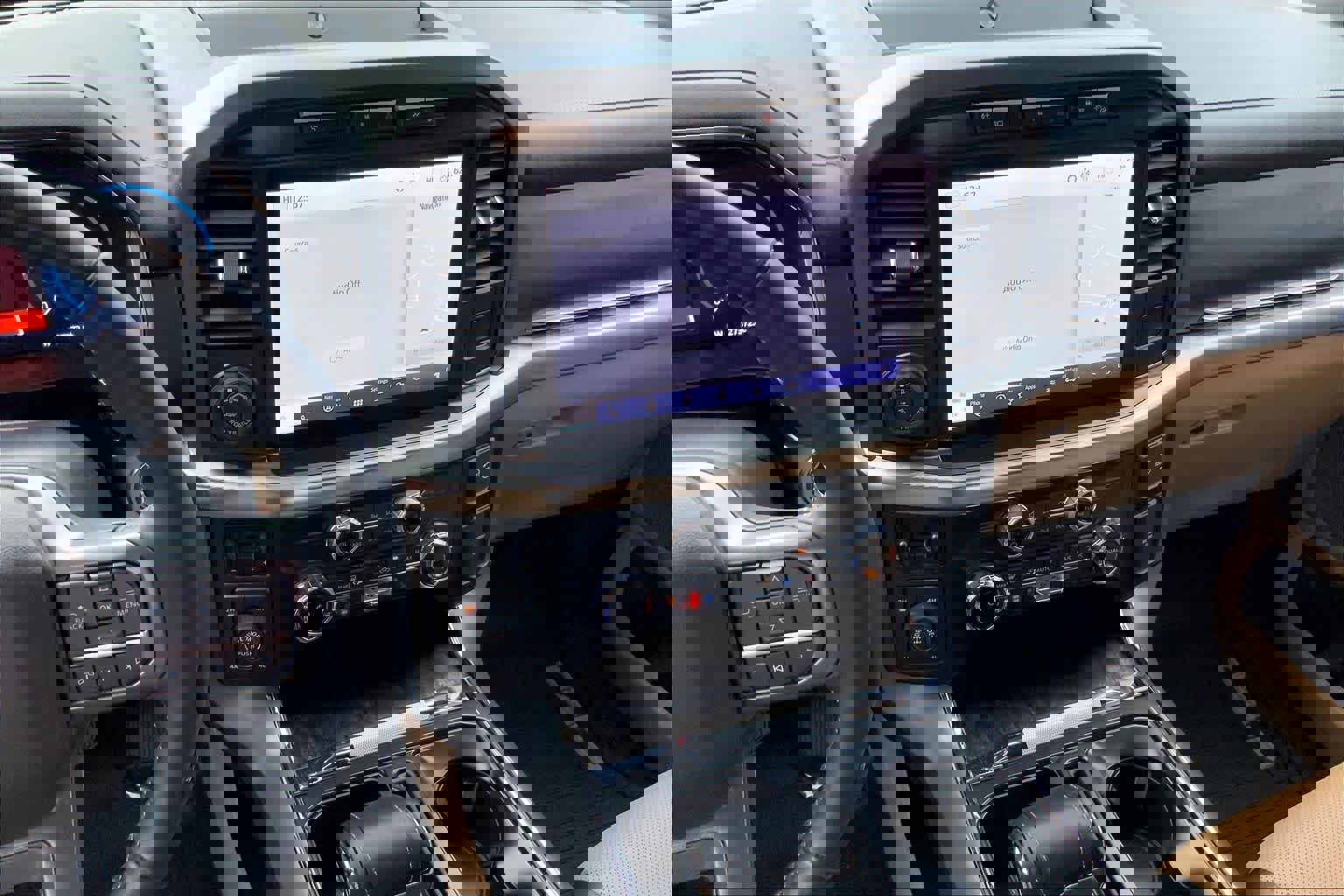 Certified 2023 Ford F150 Lariat w/ Trailer Tow Package image 9