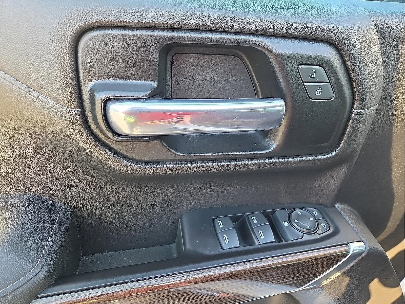 Used 2019 Chevrolet Silverado 1500 RST w/ All-Star Edition image 13