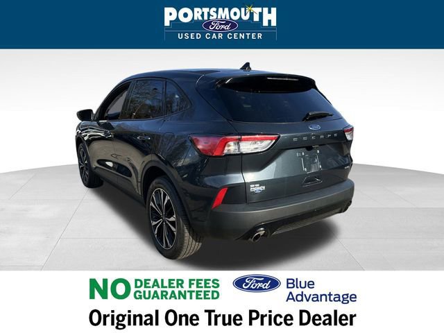 Certified 2022 Ford Escape SE w/ SE Sport Appearance Package image 6