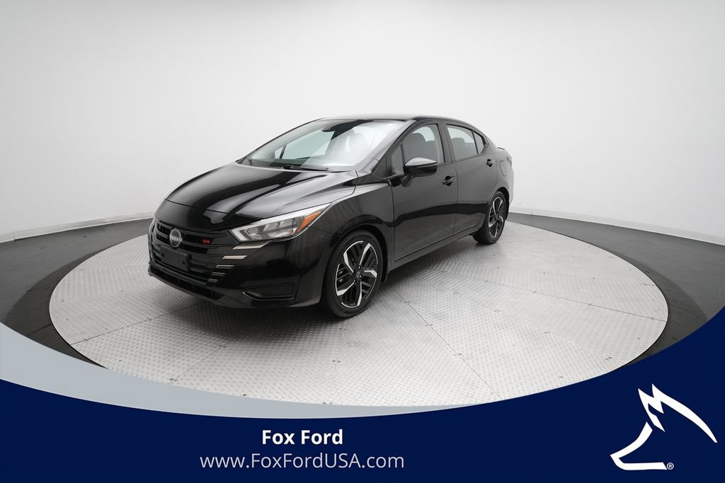 Used 2023 Nissan Versa SR w/ Trunk Package FWD image 1