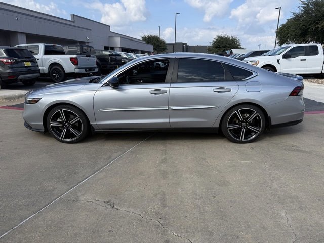Used 2023 Honda Accord Sport image 6