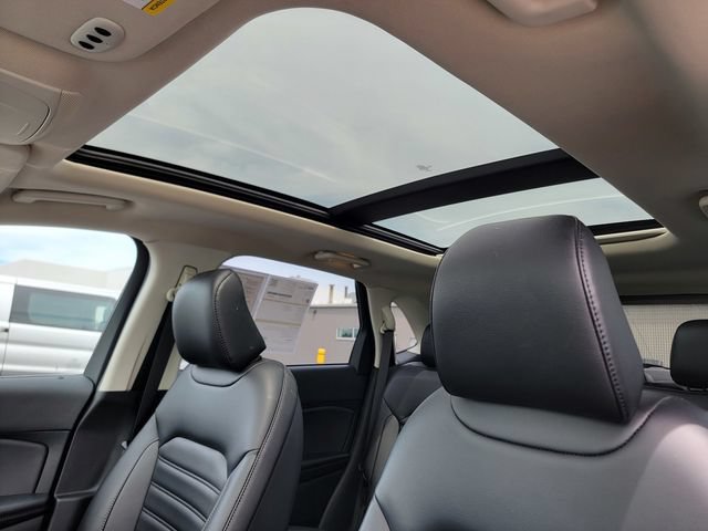 Certified 2023 Ford Edge SEL w/ Convenience Package AWD/4WD image 4