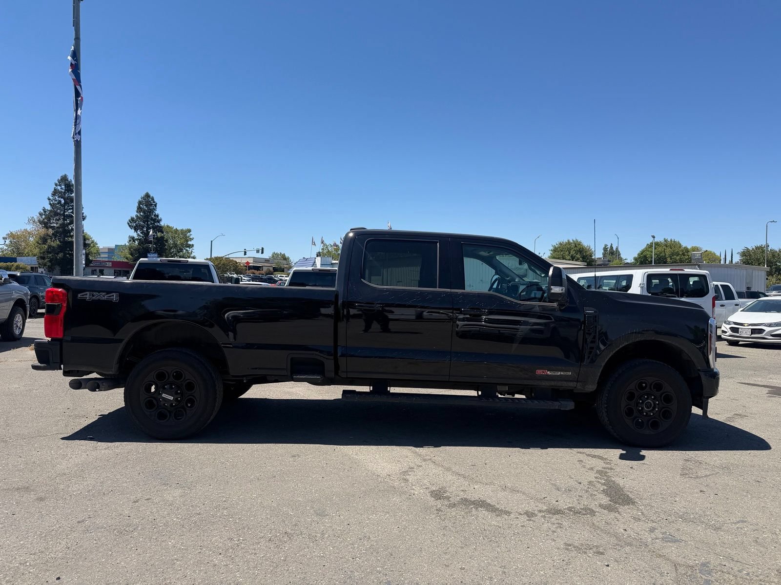 Certified 2024 Ford F250 Lariat w/ Lariat Ultimate Package AWD/4WD image 6