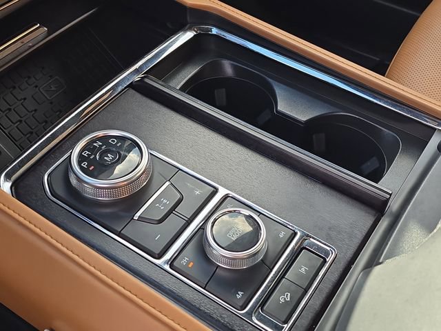 Certified 2024 Ford Expedition Max Platinum image 29