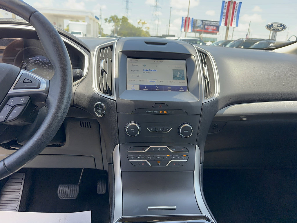 Certified 2019 Ford Edge SEL w/ Equipment Group 201A AWD/4WD image 22