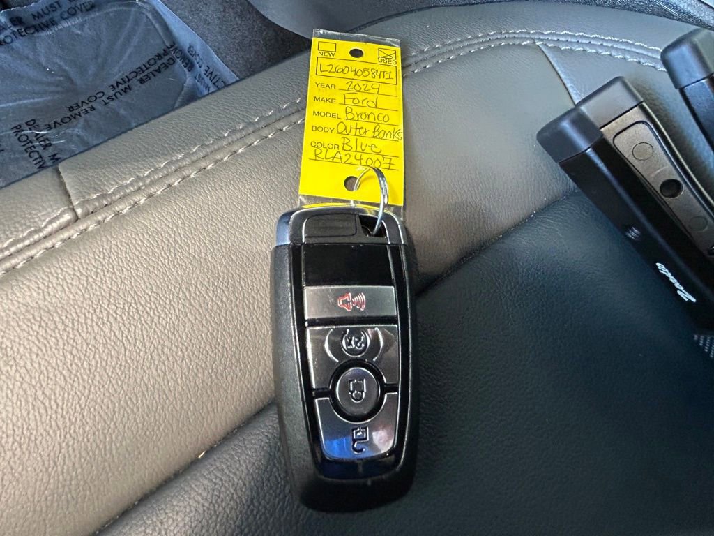 Certified 2024 Ford Bronco Outer Banks image 45