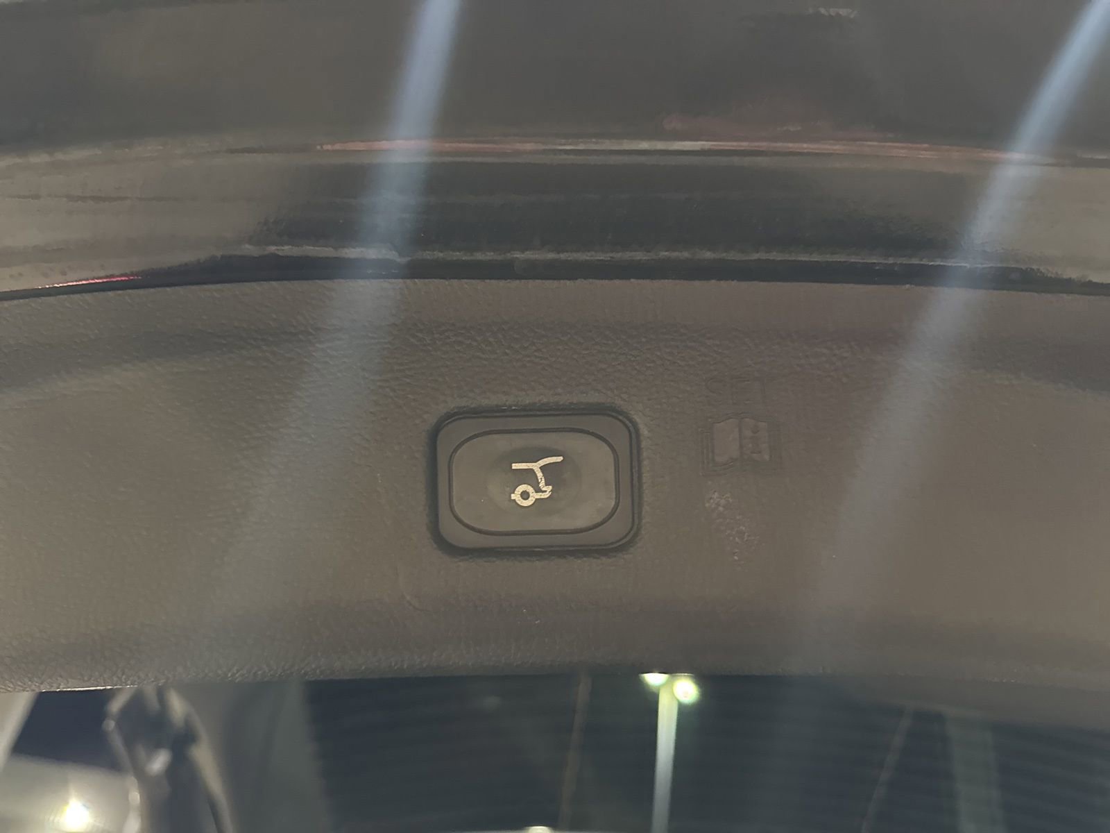 Certified 2024 Ford Edge SEL w/ Convenience Package image 39