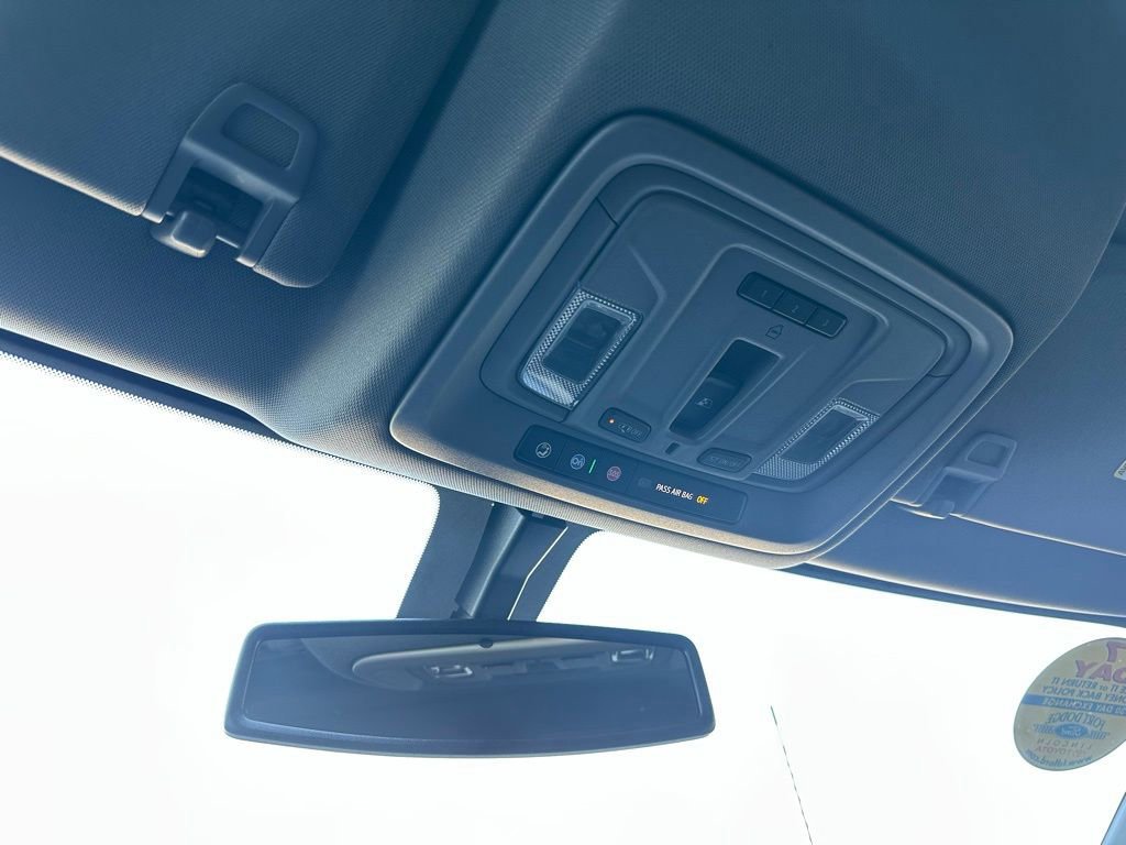 Used 2022 GMC Sierra 2500 SLT w/ SLT Premium Package image 38