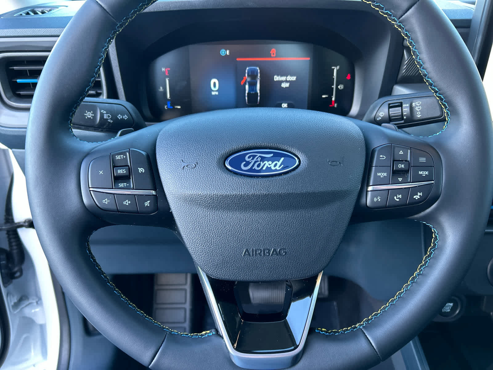 Certified 2025 Ford Maverick Lobo image 36