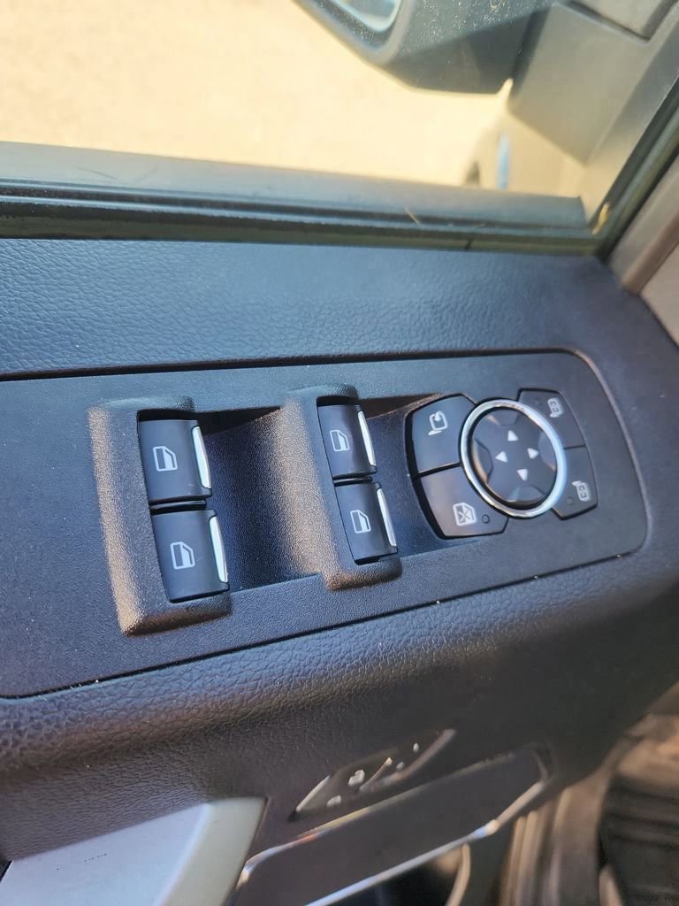 Certified 2020 Ford F150 Lariat image 12