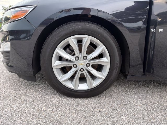 Used 2023 Chevrolet Malibu LT FWD image 23