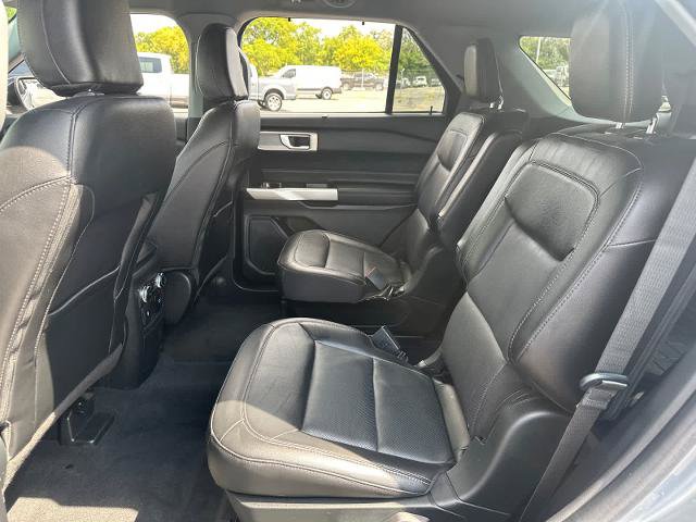 Certified 2022 Ford Explorer Limited w/ Equipment Group 301A AWD/4WD image 31
