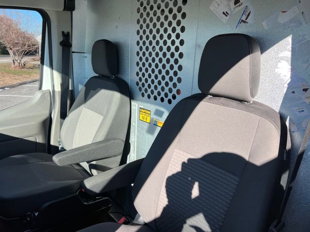 Certified 2022 Ford Transit 250 Medium Roof AWD image 19