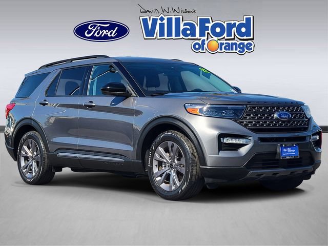 Certified 2022 Ford Explorer XLT w/ Equipment Group 202A image 1