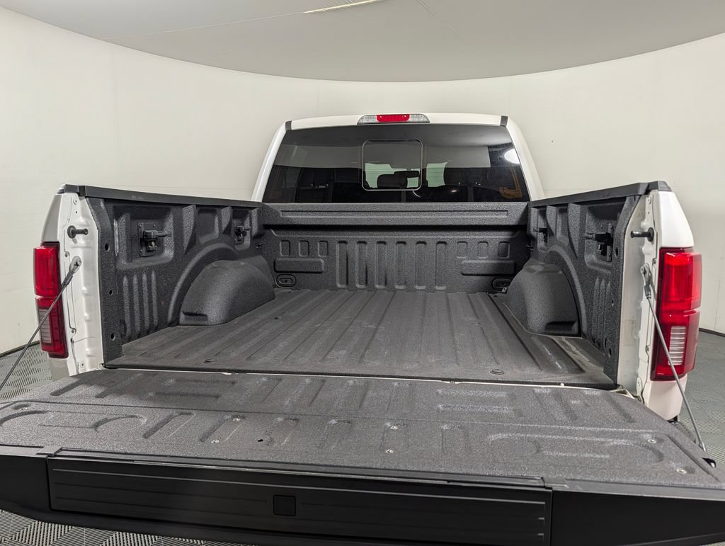 Certified 2019 Ford F150 Platinum w/ Equipment Group 701A Luxury AWD/4WD image 7