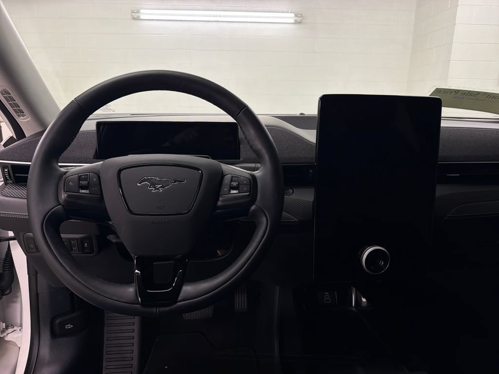 Certified 2025 Ford Mustang Mach-E Premium RWD image 9