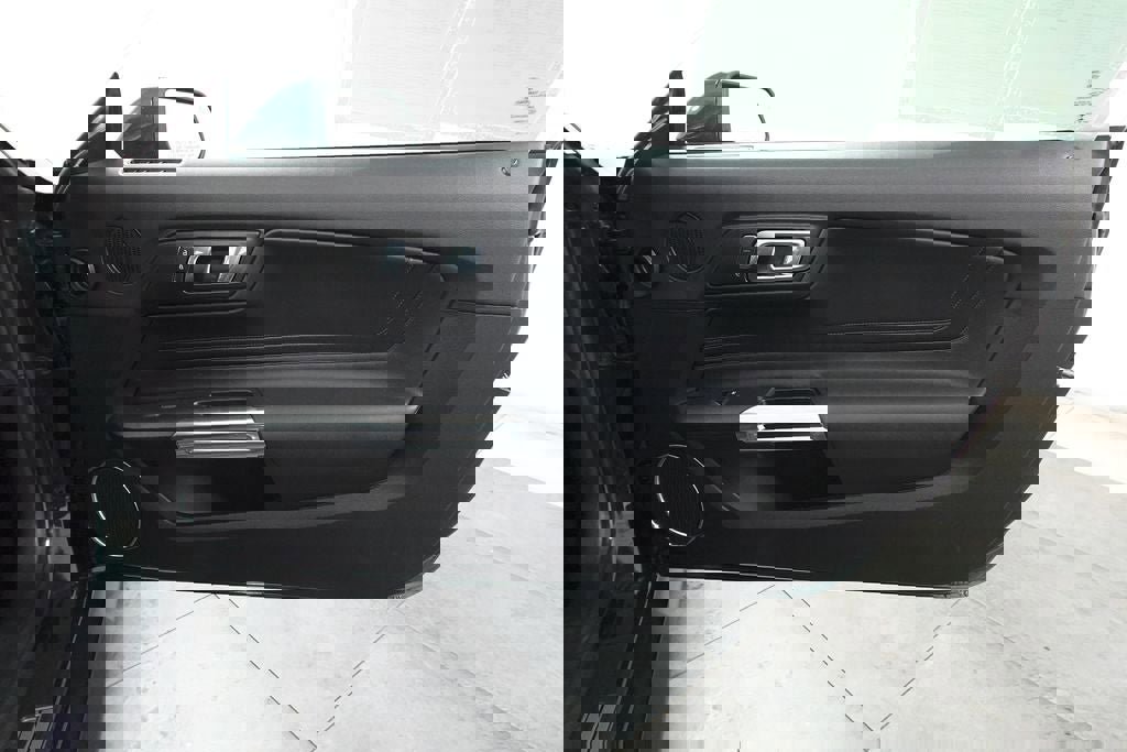 Certified 2019 Ford Mustang Bullitt w/ Bullitt Electronics Package RWD image 28