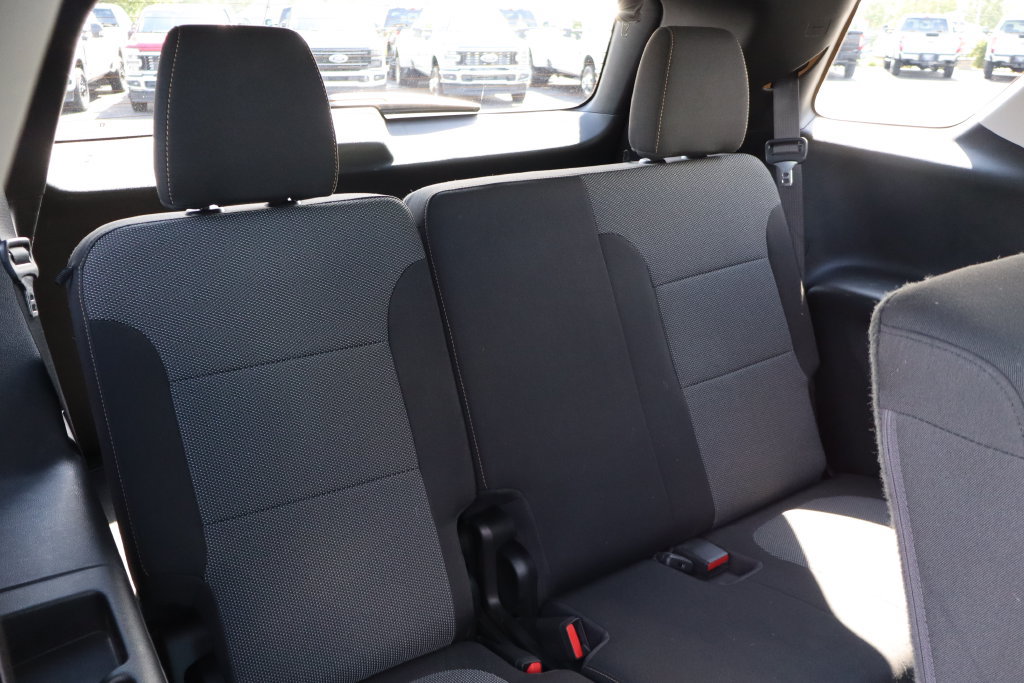 Used 2020 Chevrolet Traverse LS AWD/4WD image 29
