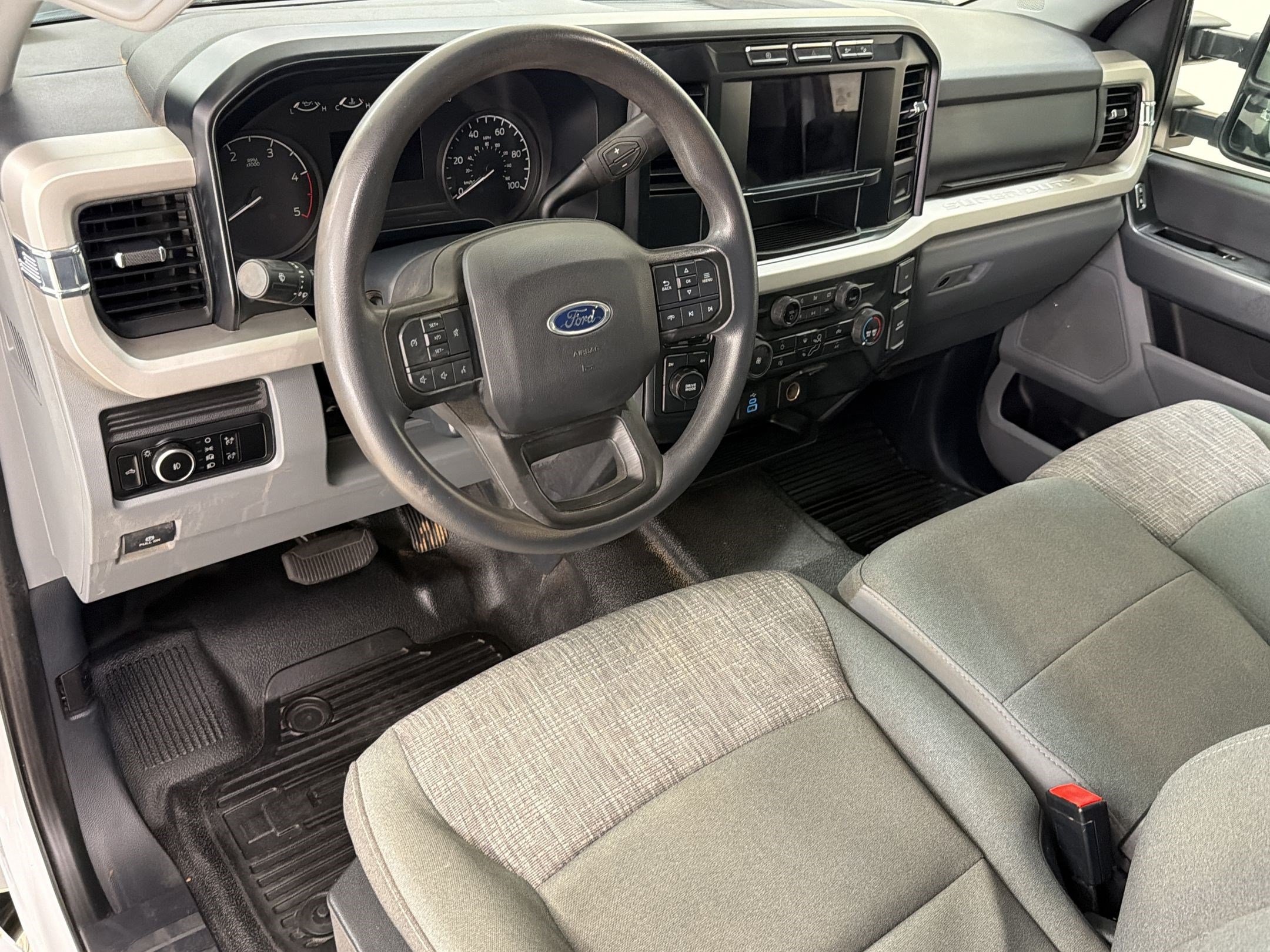 Certified 2023 Ford F350 XLT w/ FX4 Off-Road Package AWD/4WD image 4