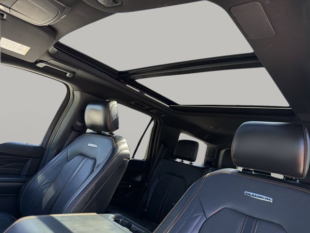 Certified 2023 Ford Expedition Platinum RWD image 23