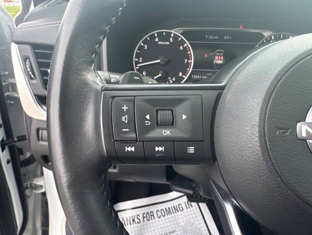 Used 2024 Nissan Rogue SV w/ SV Premium Package AWD/4WD image 15