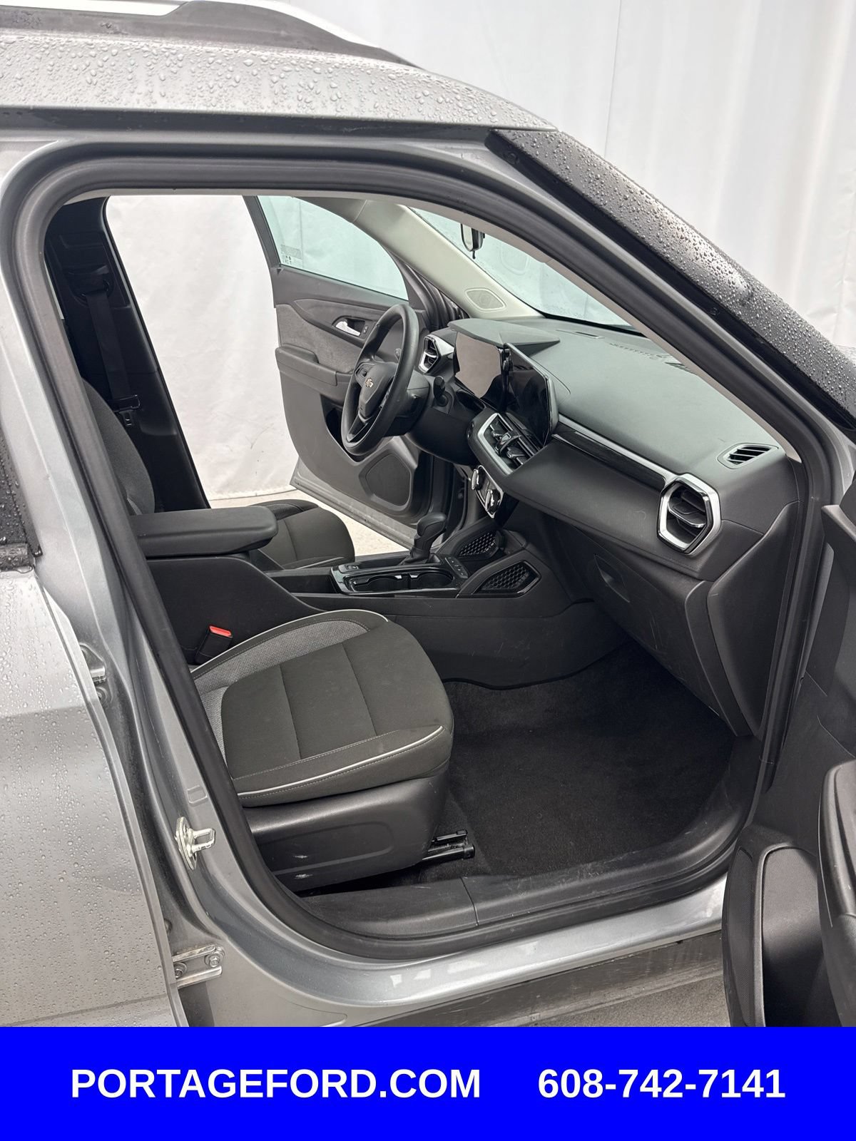 Used 2025 Chevrolet TrailBlazer LT AWD/4WD image 25