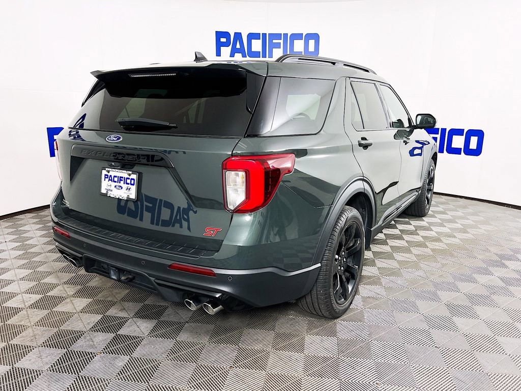 Certified 2024 Ford Explorer ST w/ Equipment Group 401A AWD/4WD image 7
