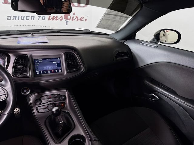 Used 2023 Dodge Challenger R/T w/ Blacktop Package RWD image 27