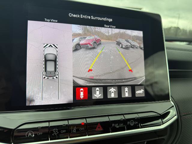 Used 2025 Jeep Compass Trailhawk w/ Trailhawk Elite Group image 22