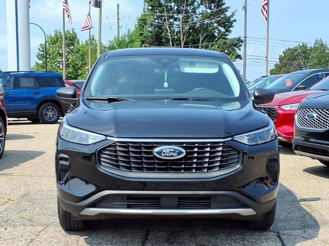 Certified 2025 Ford Escape Active w/ Cold Weather Package AWD/4WD image 15