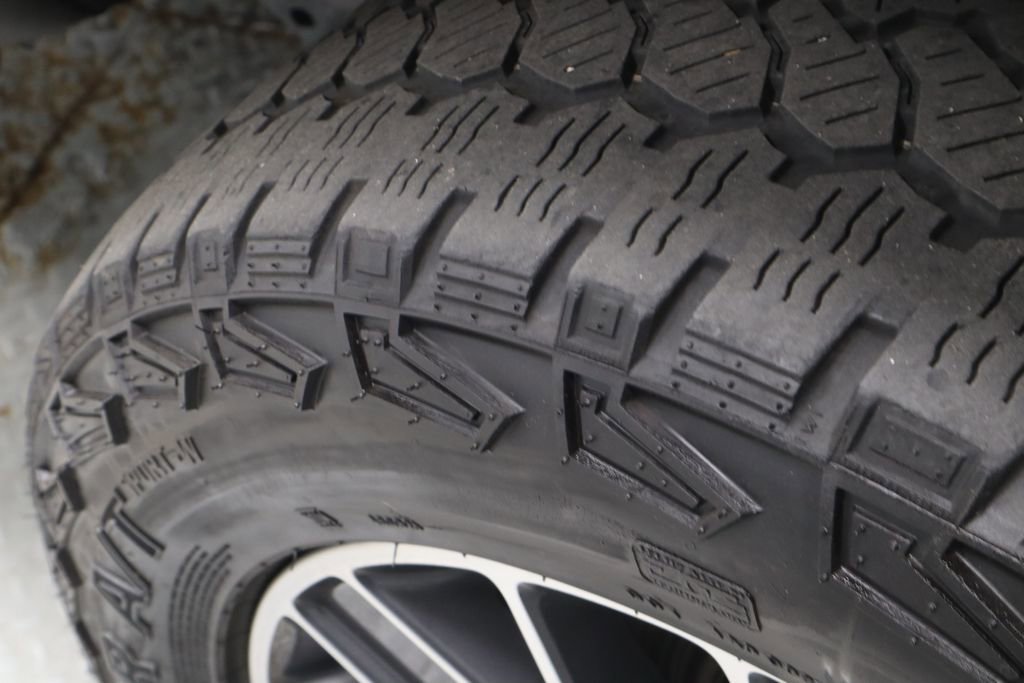 Used 2024 Jeep Wrangler High Altitude image 19