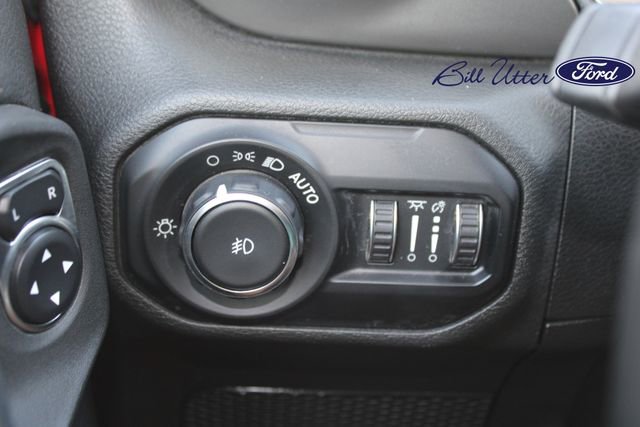 Used 2021 Jeep Wrangler Unlimited Rubicon AWD/4WD image 21