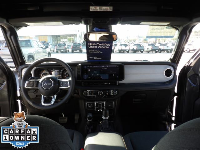 Used 2024 Jeep Wrangler Sahara image 21
