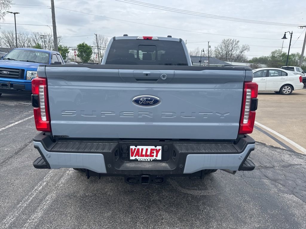 Certified 2025 Ford F350 Lariat w/ Lariat Ultimate Package AWD/4WD image 4