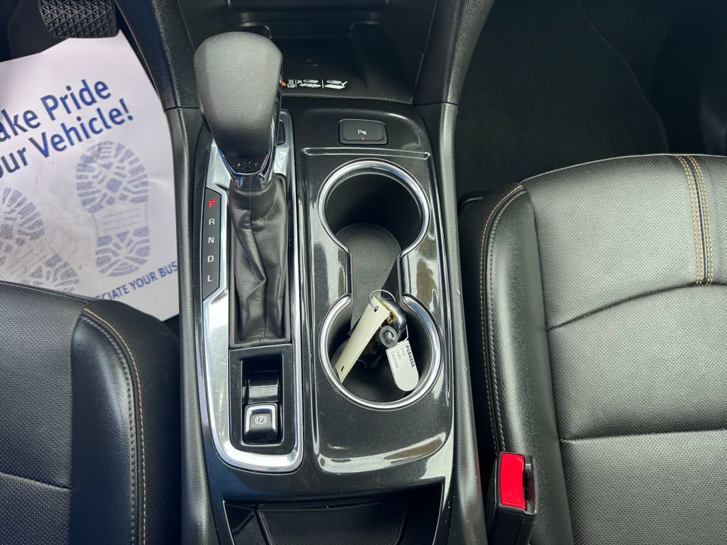 Used 2023 Chevrolet Equinox Premier AWD/4WD image 21